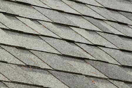 3 reasons leave roof cleaning to pros
