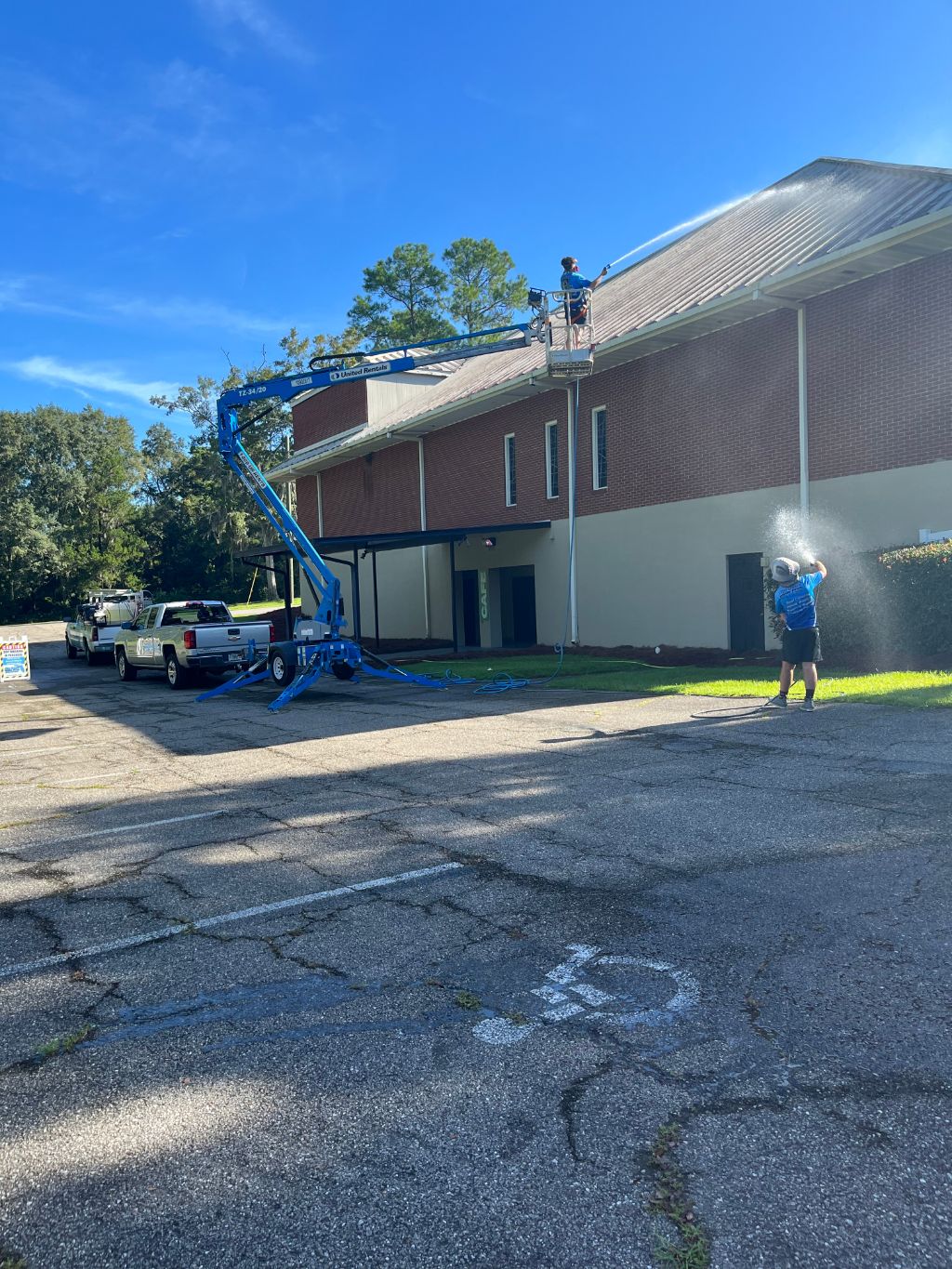 Commercial roof cleaning pressure washing tallahassee fl